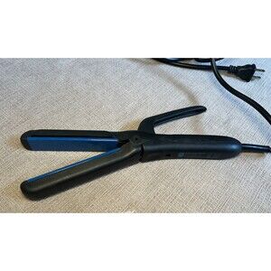 SOLANO Professional Grade The Sapphire Ceramic Collection 1” Titanium